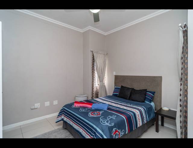 2 BEDROOM APARTMENT FOR SALE IN UMHLANGA RIDGE